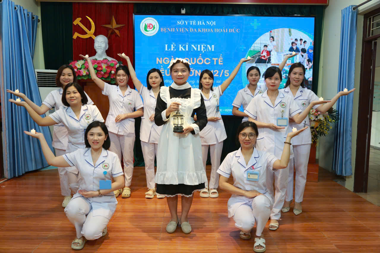 LAN TỎA GIÁ TRỊ NHÂN ÁI NHÂN NGÀY QUỐC TẾ ĐIỀU DƯỠNG 12/5