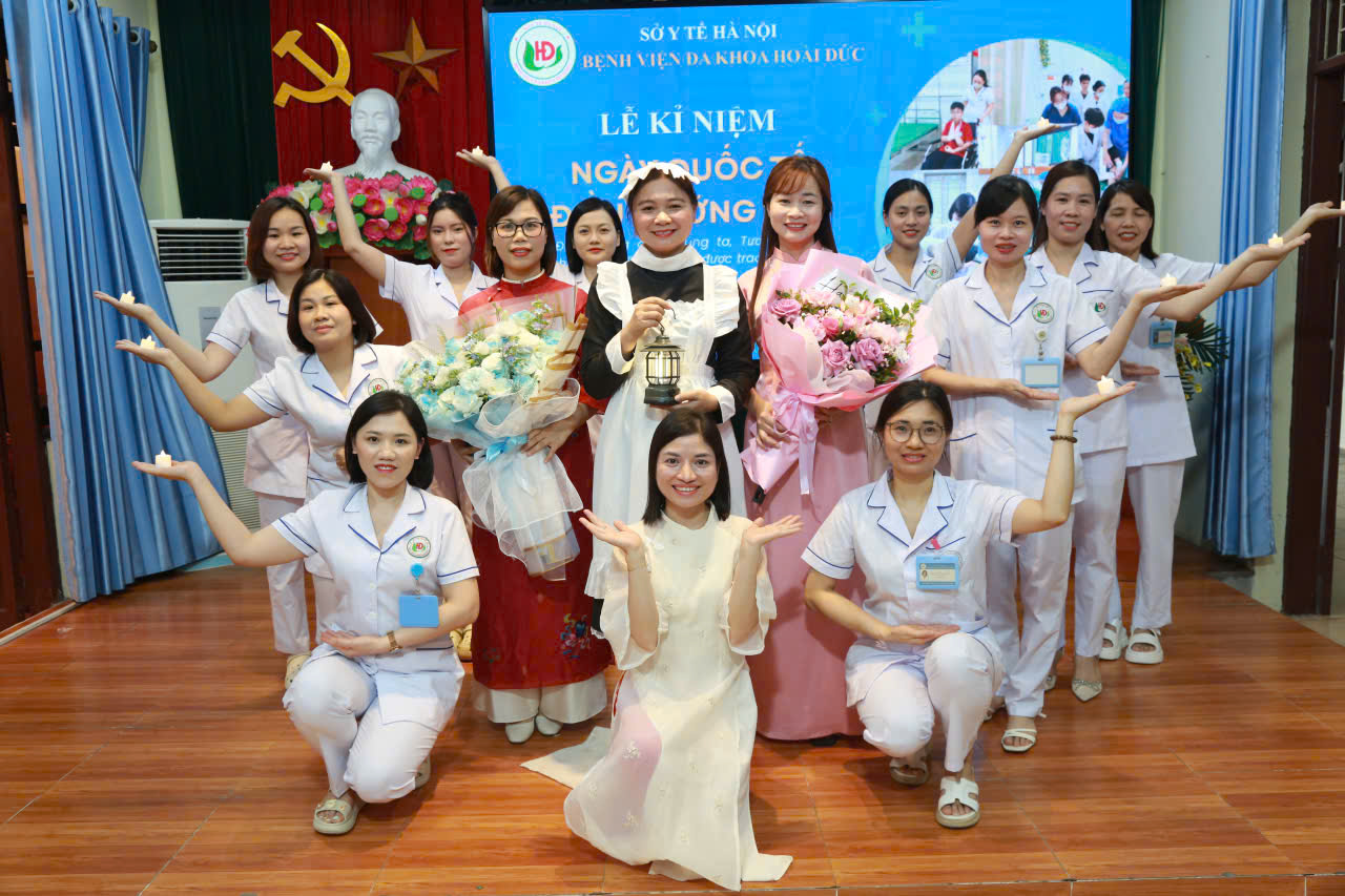 LAN TỎA GIÁ TRỊ NHÂN ÁI NHÂN NGÀY QUỐC TẾ ĐIỀU DƯỠNG 12/5